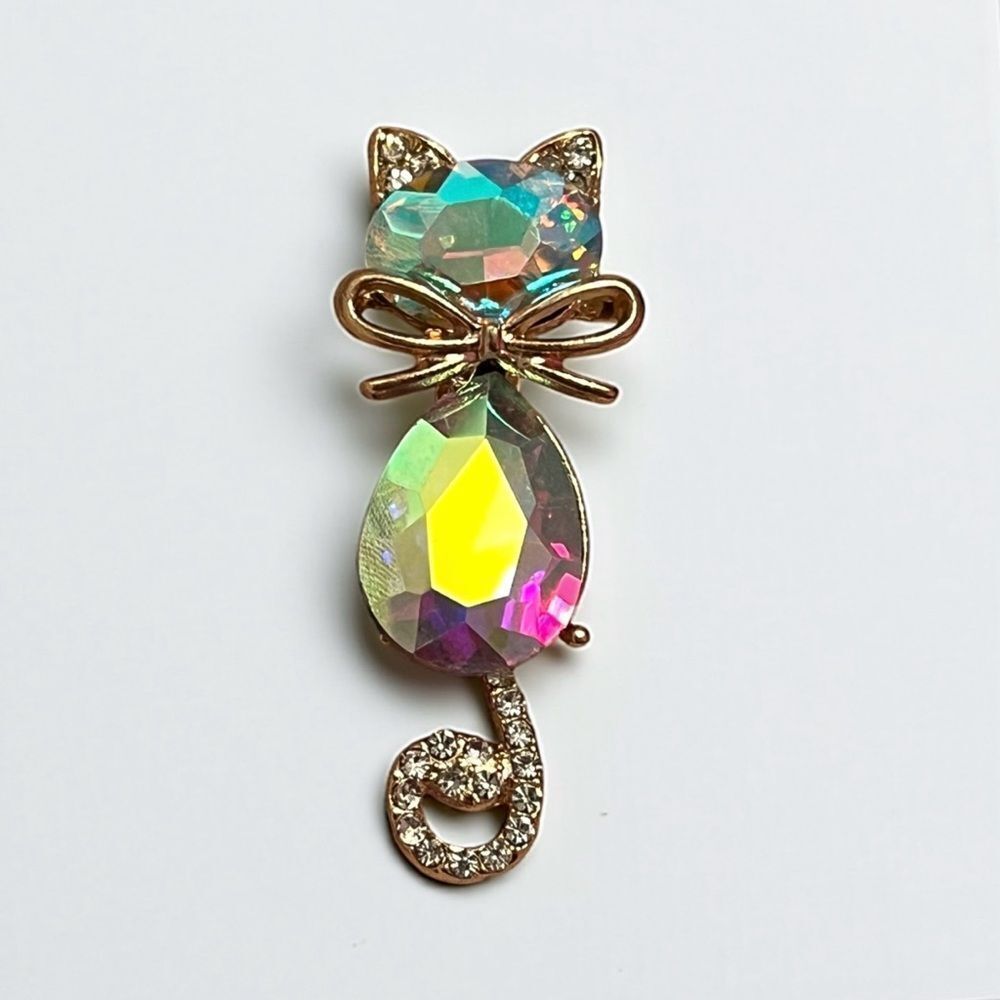 White Iridescent Crystal Cat Gold Brooch